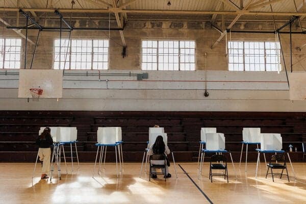 Proponents for a Berkeley public bank say that it would allow the city to keep its tax dollars local. Opponents say that it would be a high-risk experiment with tax dollars.